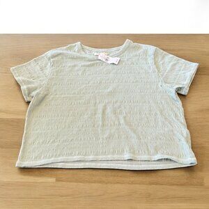 🆑American Eagle Smocked Light Green Top Size Large